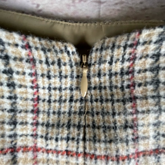 Talbots Tan Black Red Orange Plaid Straight Pencil Skirt Wool Blend Sz 4 Career - Picture 6 of 8
